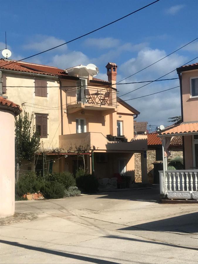 Apartman Voch Zambratija  Exterior photo